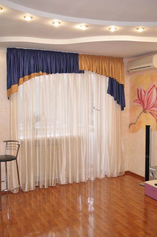 Apartment On Oleksandra Polia Avenue 110 Dnipro Eksteriør bilde